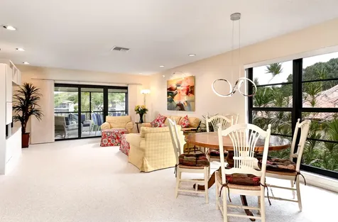 9259 Vista Del Lago Boca Raton FL 33428