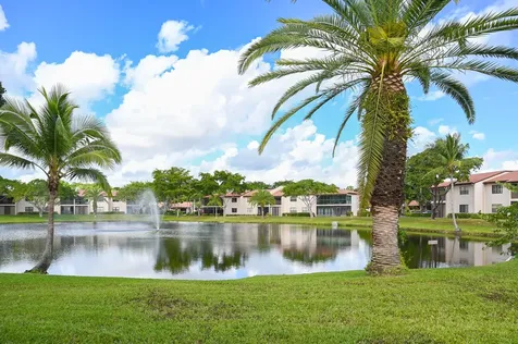 9259 Vista Del Lago Boca Raton FL 33428