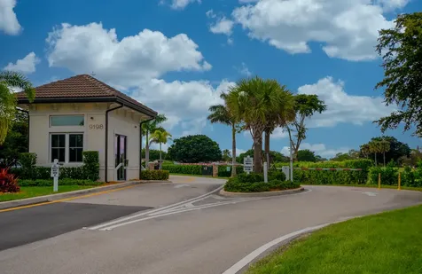 9259 Vista Del Lago Boca Raton FL 33428
