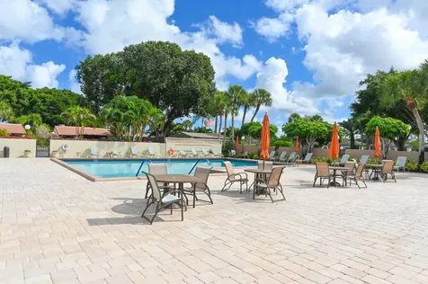9259 Vista Del Lago Boca Raton FL 33428