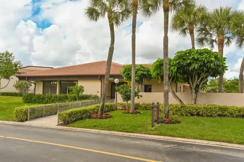 9259 Vista Del Lago Boca Raton FL 33428