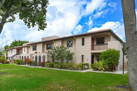 9259 Vista Del Lago Boca Raton FL 33428
