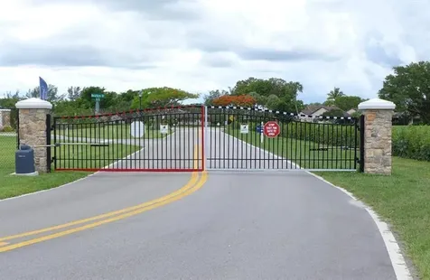 9259 Vista Del Lago Boca Raton FL 33428