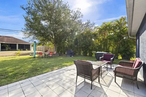 314 Sw De Gouvea Terrace Terrace Port Saint Lucie FL 34984