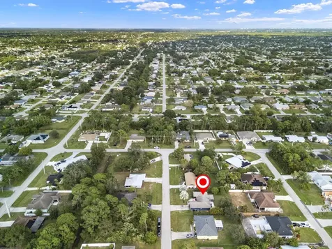 314 Sw De Gouvea Terrace Terrace Port Saint Lucie FL 34984