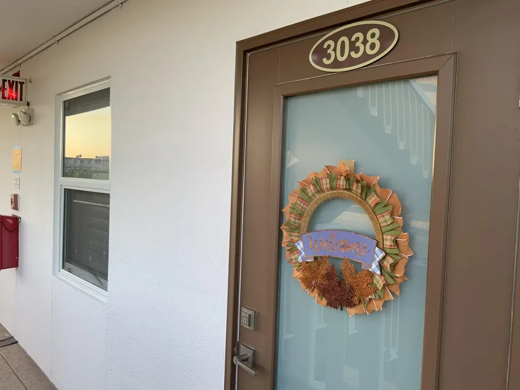 3038 Guildford C Boca Raton FL 33434