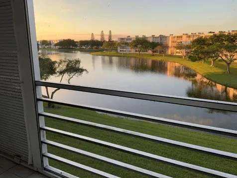 3038 Guildford C Boca Raton FL 33434