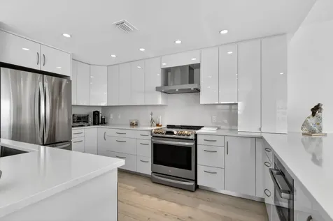 1000 Lowry Street Delray Beach FL 33483