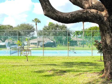 1102 North Drive Delray Beach FL 33445