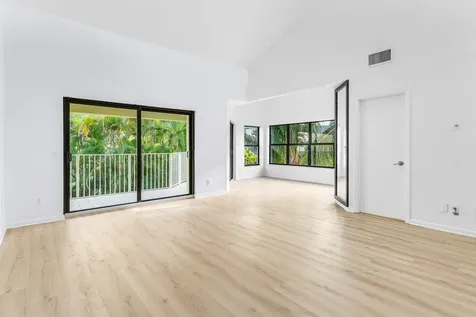 5109 N Ocean Boulevard Ocean Ridge FL 33435