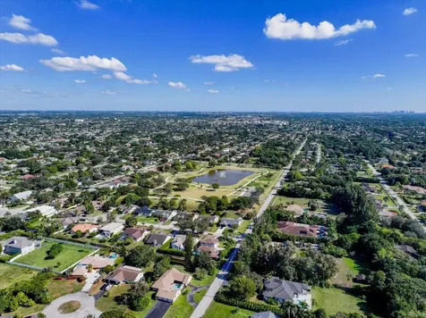 2151 Nw 121st Avenue Plantation FL 33323