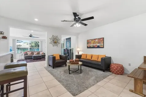 2151 Nw 121st Avenue Plantation FL 33323