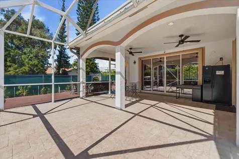 2151 Nw 121st Avenue Plantation FL 33323