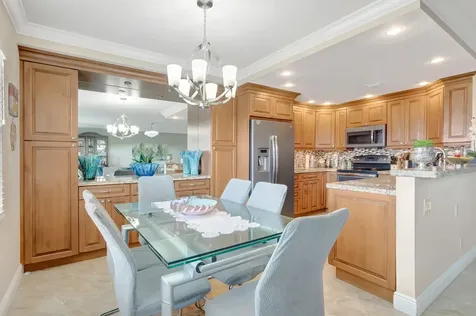 453 Richmond F Deerfield Beach FL 33442