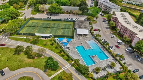453 Richmond F Deerfield Beach FL 33442
