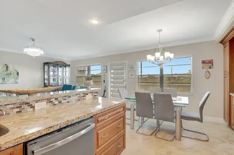 453 Richmond F Deerfield Beach FL 33442