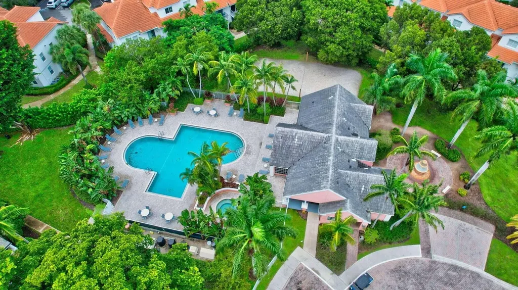 1020 Crystal Way Delray Beach FL 33444