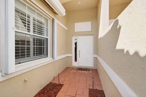 10845 Royal Caribbean Circle Boynton Beach FL 33437
