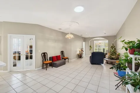 10845 Royal Caribbean Circle Boynton Beach FL 33437