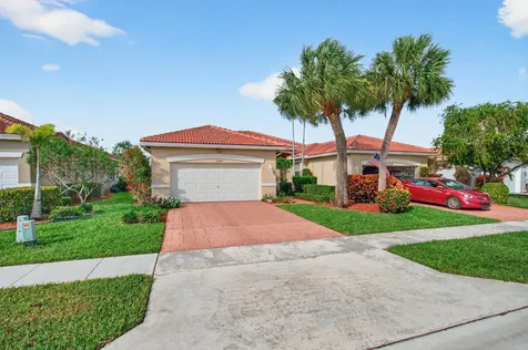 10845 Royal Caribbean Circle Boynton Beach FL 33437