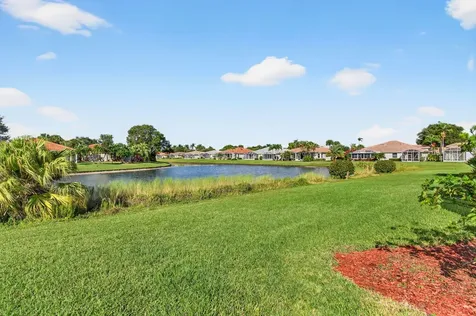 10845 Royal Caribbean Circle Boynton Beach FL 33437