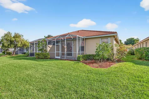 10845 Royal Caribbean Circle Boynton Beach FL 33437