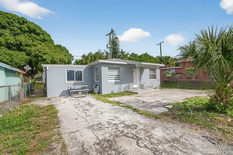 621 50th Street West Palm Beach FL 33407