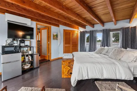 2200 NE 26th Street Wilton Manors FL 33305