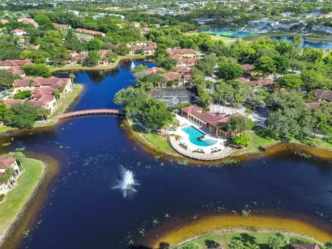 4791 Via Palm Lakes West Palm Beach FL 33417