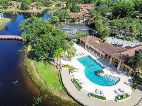 4791 Via Palm Lakes West Palm Beach FL 33417