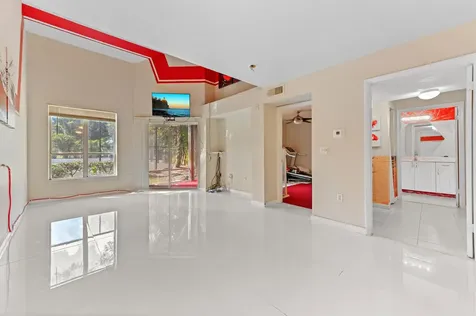 4791 Via Palm Lakes West Palm Beach FL 33417