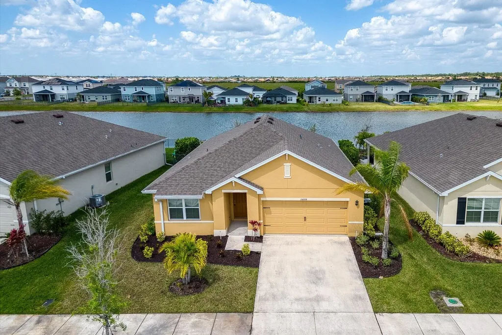 10688 Sw Prato Way Port Saint Lucie FL 34987