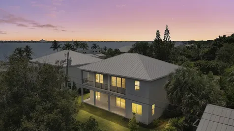 1023 Ne Orange Avenue Jensen Beach FL 34957