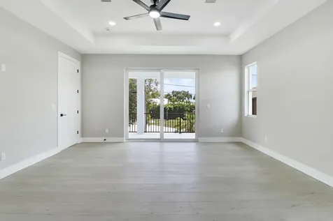 1023 Ne Orange Avenue Jensen Beach FL 34957
