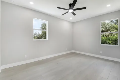 1023 Ne Orange Avenue Jensen Beach FL 34957