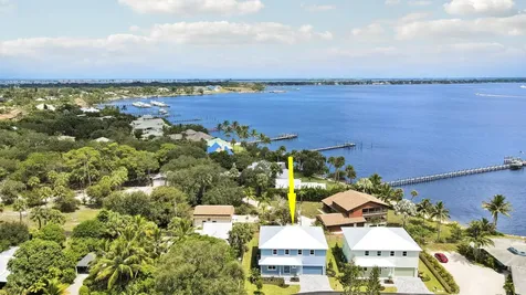 1023 Ne Orange Avenue Jensen Beach FL 34957