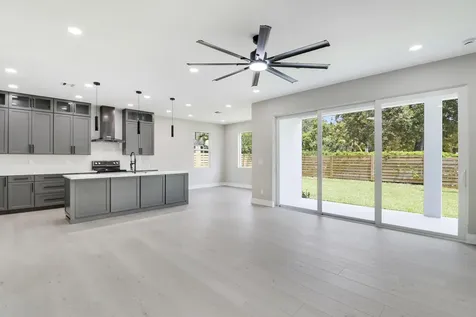 1023 Ne Orange Avenue Jensen Beach FL 34957