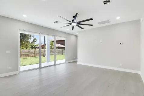 1023 Ne Orange Avenue Jensen Beach FL 34957