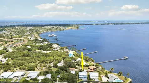 1023 Ne Orange Avenue Jensen Beach FL 34957