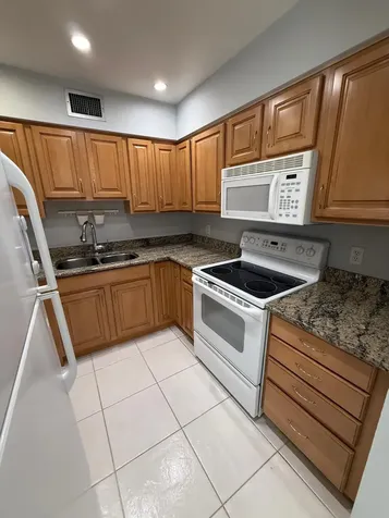2335 SW 22nd Avenue Delray Beach FL 33445