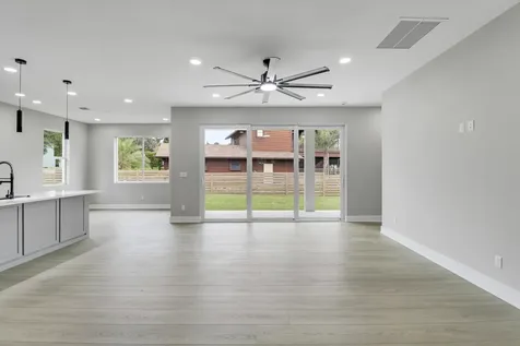 1013 Ne Orange Avenue Jensen Beach FL 34957