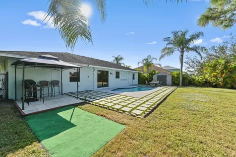 665 Sw Backert Avenue Port Saint Lucie FL 34953