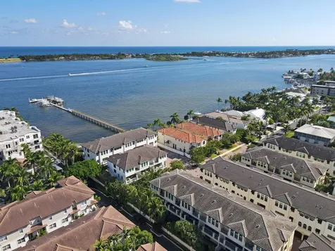 625 Windward Circle Boynton Beach FL 33435
