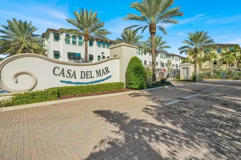 625 Windward Circle Boynton Beach FL 33435