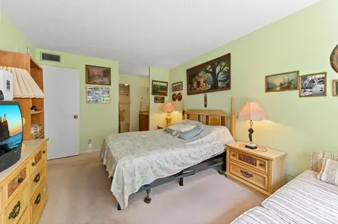368 Lake Frances Drive West Palm Beach FL 33411