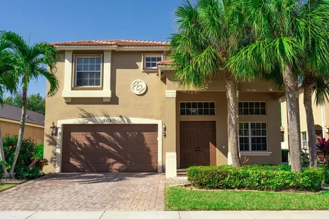 2322 Sw Newport Isles Boulevard Port Saint Lucie FL 34953