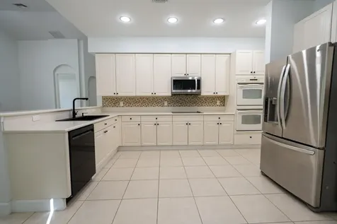 2322 Sw Newport Isles Boulevard Port Saint Lucie FL 34953