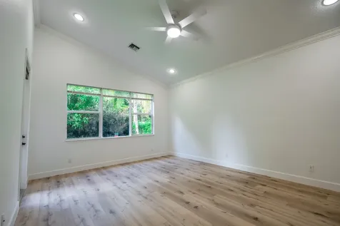 2322 Sw Newport Isles Boulevard Port Saint Lucie FL 34953