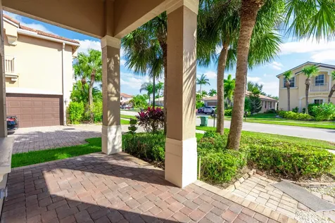 2322 Sw Newport Isles Boulevard Port Saint Lucie FL 34953