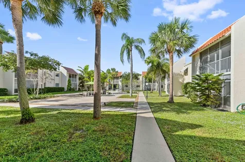 1428 Se 4th Avenue Deerfield Beach FL 33441